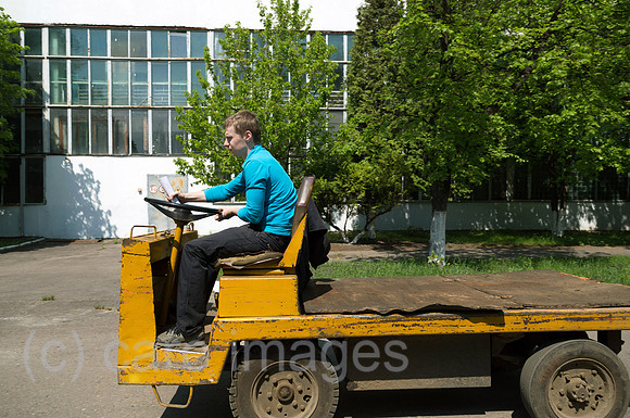 00A120504D118CAROE.JPG