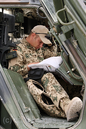 00U081013D010CARO.JPG