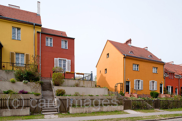0CE110411D024CAROE.JPG