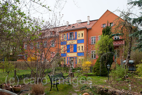 0CE110411D027CAROE.JPG