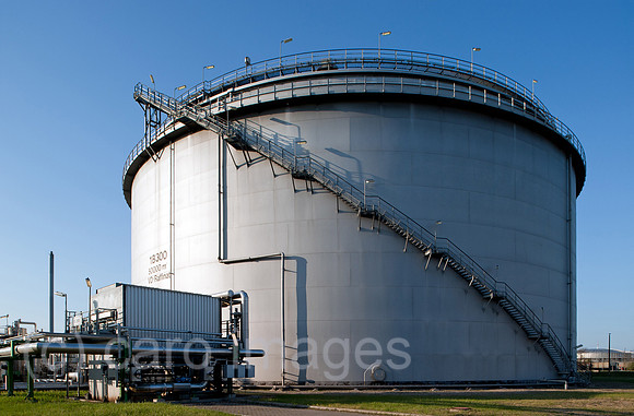 0CE110418D003CAROE.JPG