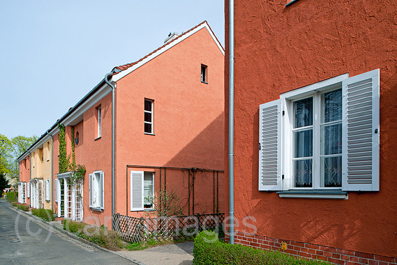 0CE110411D019CAROE.JPG