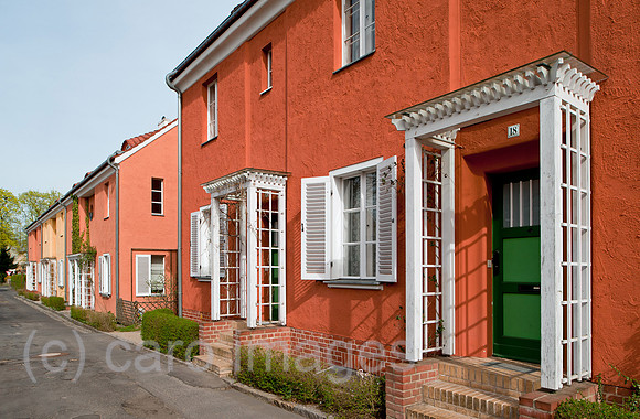 0CE110411D020CAROE.JPG