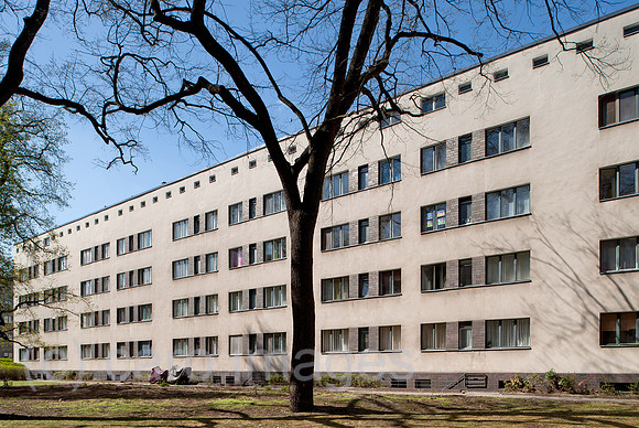 0CE110409D007CAROE.JPG