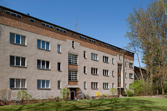 0CE110409D010CAROE.JPG