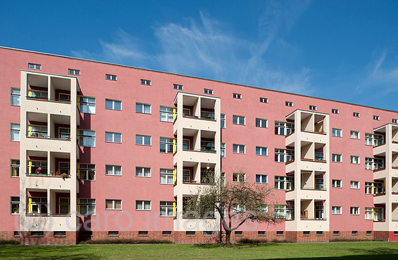 0CE110407D012CAROE.JPG