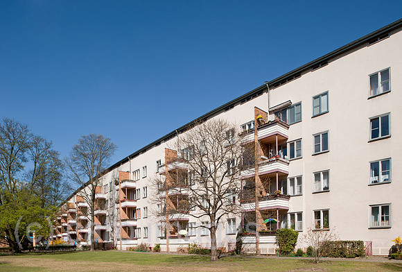 0CE110409D015CAROE.JPG