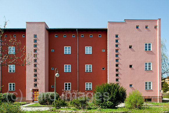0CE110410D001CAROE.JPG