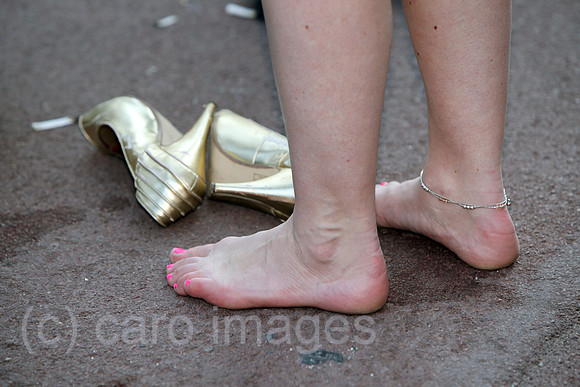 00S111002D350CARO.JPG