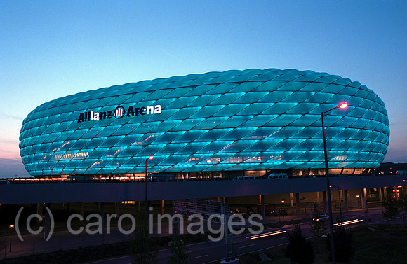 0EHN000206CARO.JPG