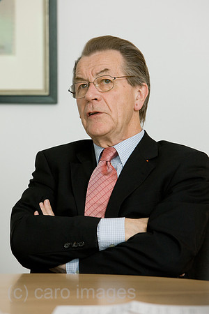 0DB081020D008CARO.JPG
