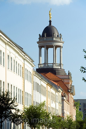 0CE100624D010CAROE.JPG