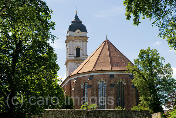 0CE100616D002CAROE.JPG