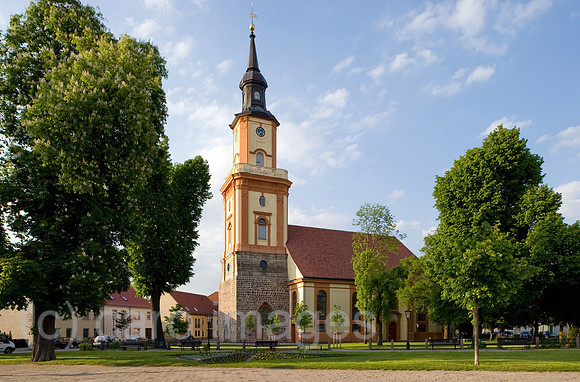 0CE100529D052CAROE.JPG