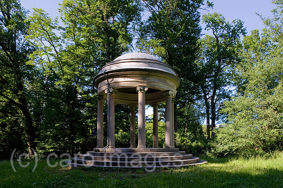 0CE100616D019CAROE.JPG