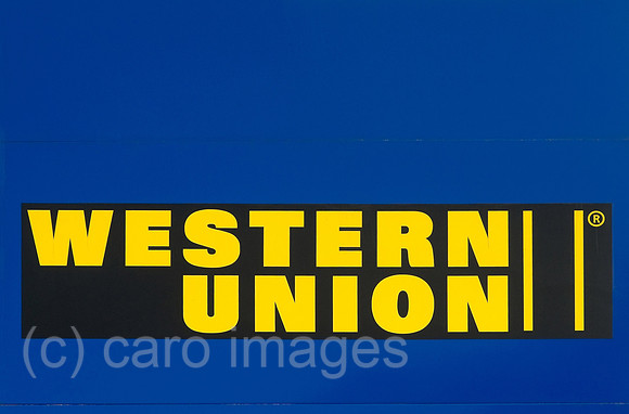 0CE100323D006CAROE.JPG