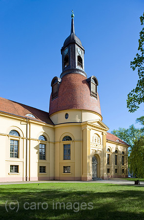 0CE100505D033CAROE.JPG