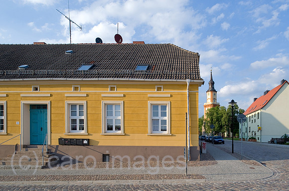 0CE100529D054CAROE.JPG