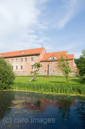 0CE100610D007CAROE.JPG