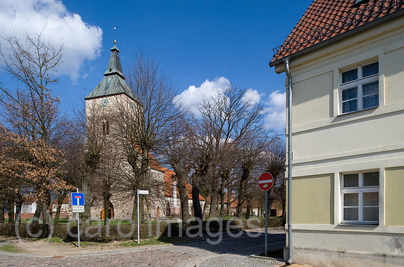 0CE100402D018CAROE.JPG