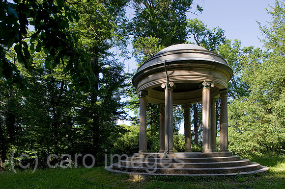 0CE100616D017CAROE.JPG