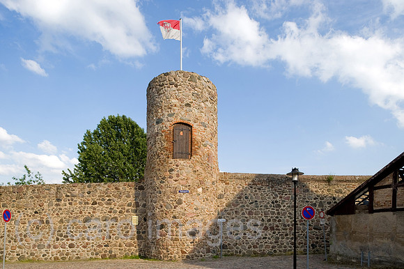 0CE100529D032CAROE.JPG