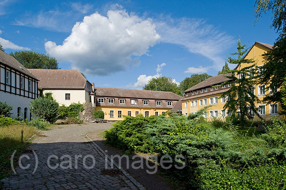 0CE100903D044CAROE.JPG