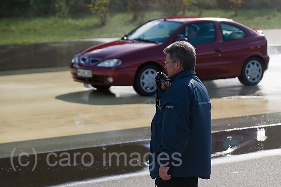 00Y091014D008CARO.JPG
