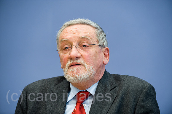 00Y100204D003CARO.JPG