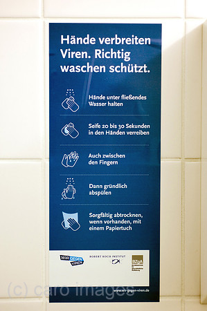 00Y090727D010CARO.JPG