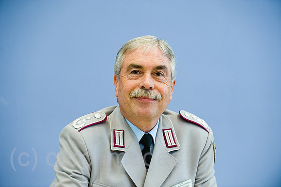 00Y090911D012CARO.JPG