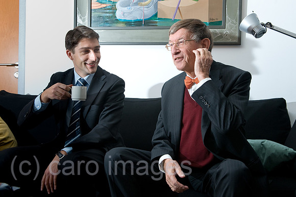 00Y091021D006CARO.JPG