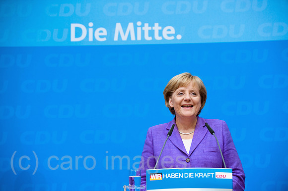 00Y090831D010CARO.JPG