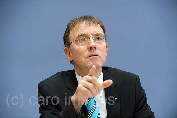 00Y100104D017CARO.JPG