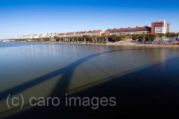 0FR090213D058CAROE.JPG