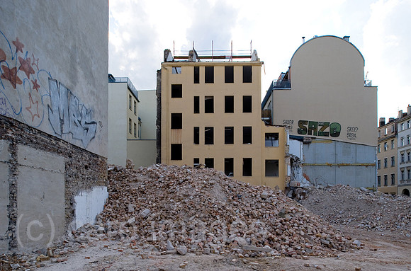 0CE090524D005CAROE.JPG