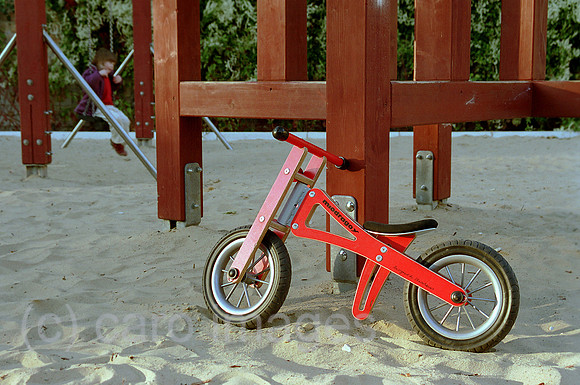 0CE050902A001CAROE.JPG