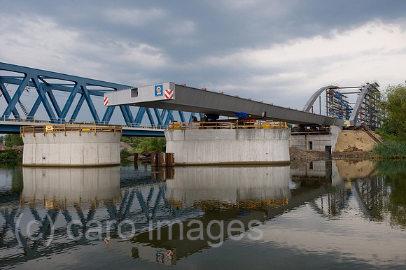 0CE090717D001CAROE.JPG