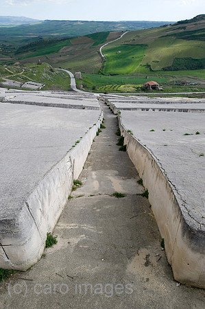 0CE090402D007CAROE.JPG