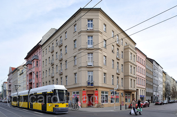 0CE090321D007CAROE.JPG