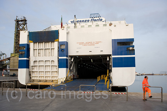 0CE090330D005CAROE.JPG