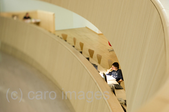 00K081101D012CARO.JPG