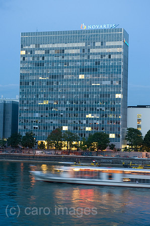 00K080925D029CARO.JPG