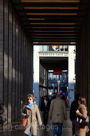 00P100423D063CARO.JPG