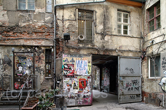 00P100316D008CARO.JPG