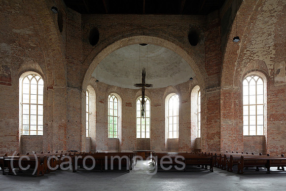 00P100429D054CARO.JPG