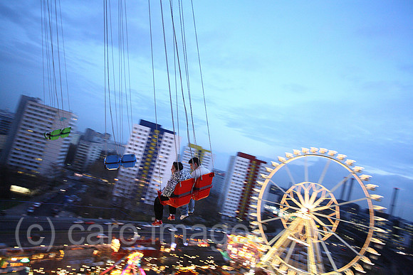00F081202D050CARO.JPG