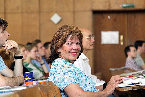 00J080725D004CARO.JPG