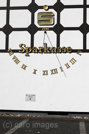 00J121008D013CARO.JPG