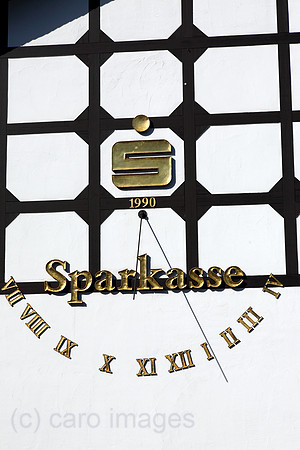 00J121008D019CARO.JPG